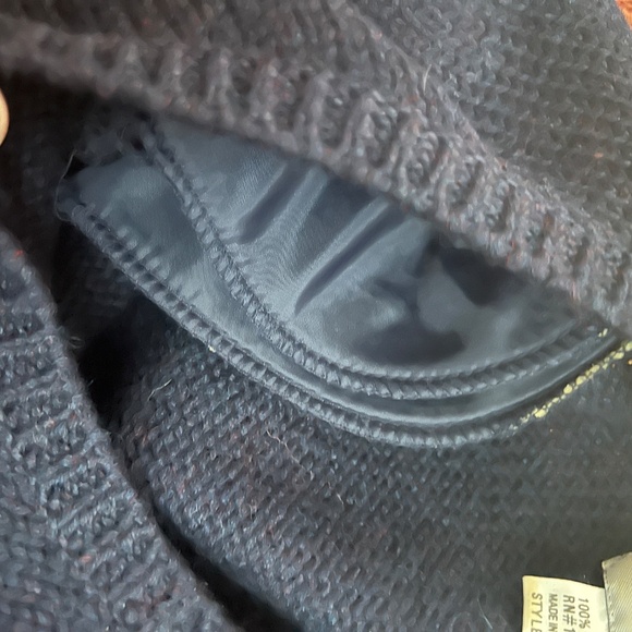 J.H. Collectibles Women's Lrg 100% Wool Sweater Vibrant Duck Flying Out Of Marsh - Picture 6 of 6